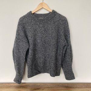 Everlane Crewneck sweater